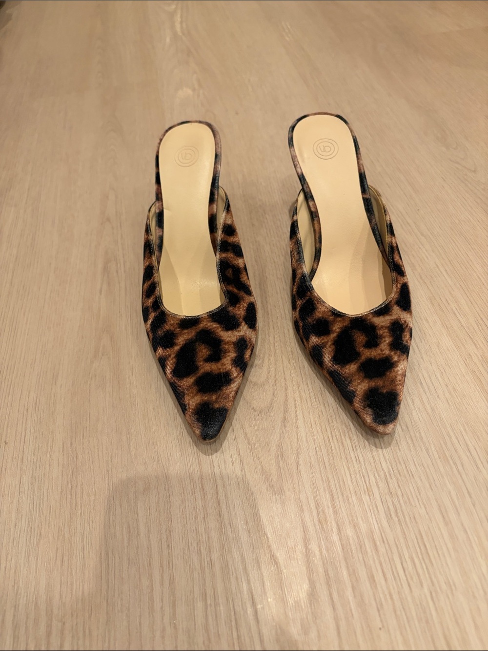 Urban Outfitters Leopard-Print Pointed Toe Mules in Brown & Black